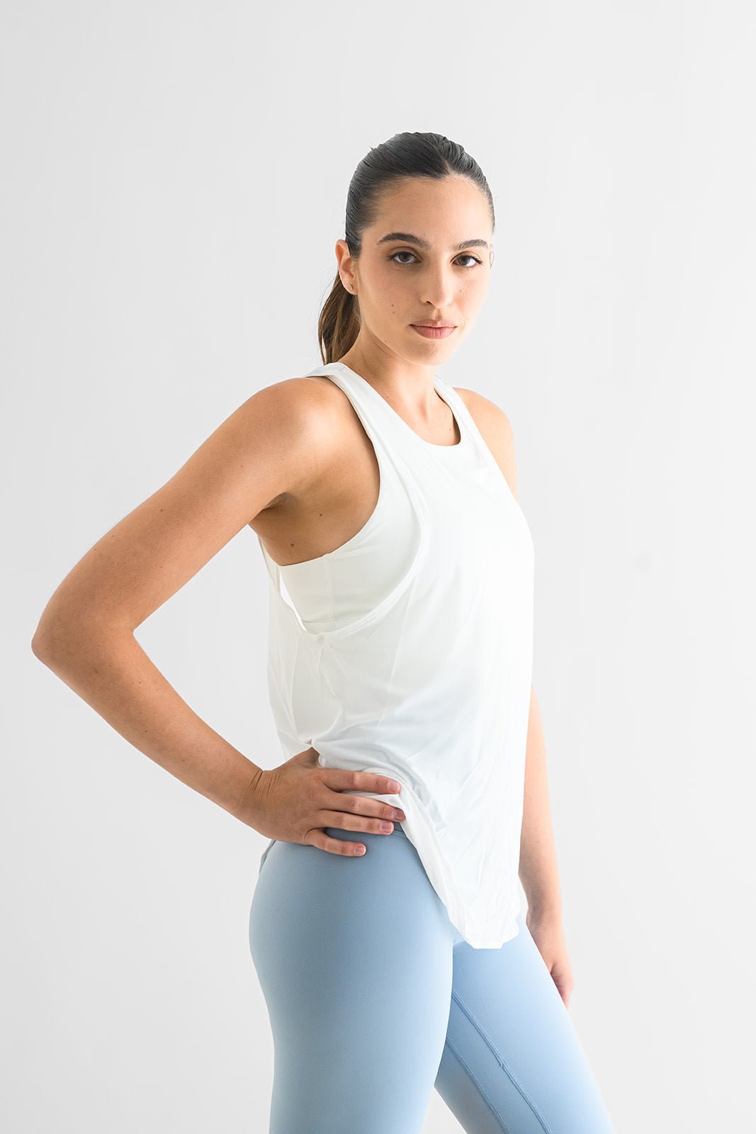 Berkeley Loose Tank Tops With Bra